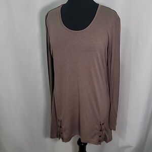 FREE with Purchase SIMPLY NOELLE Long Crewneck Snap Button Long Sleeve